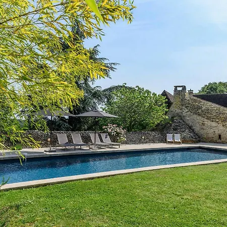 Historic Estate Overlooking The Dordogne * Castelnaud-la-Chapelle