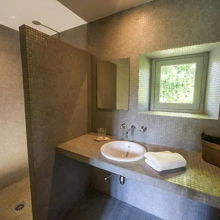 Historic Estate Overlooking The Dordogne Ferienhaus *