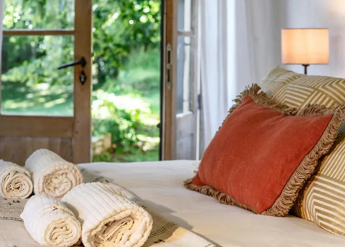 펜션 Historic Estate Overlooking The Dordogne *